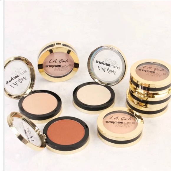 L.A. Girl Strobe Lite Strobing Powder, 90 Watt - Picture 4 of 4